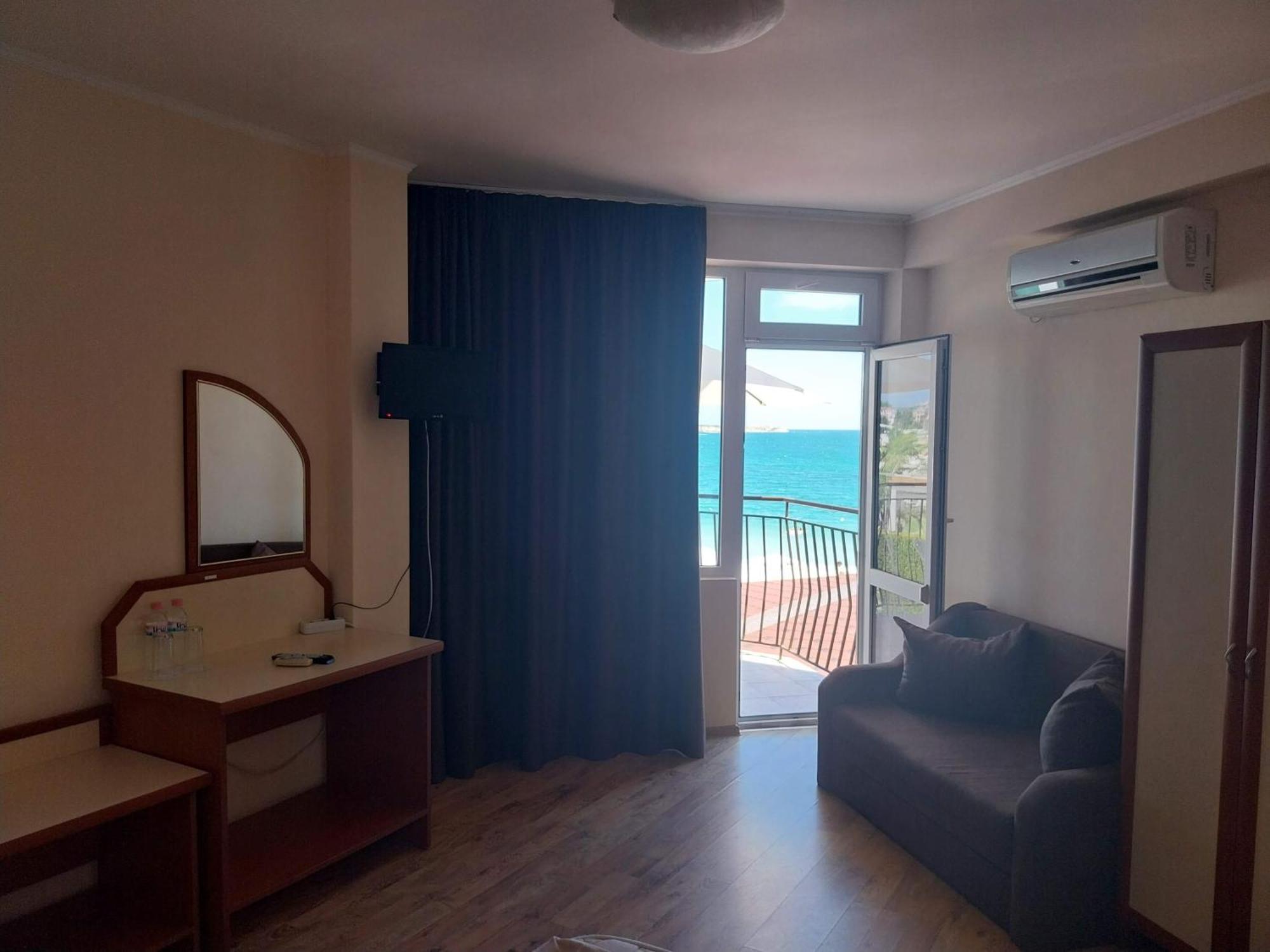 Aura Family Hotel Ravda ภายนอก รูปภาพ