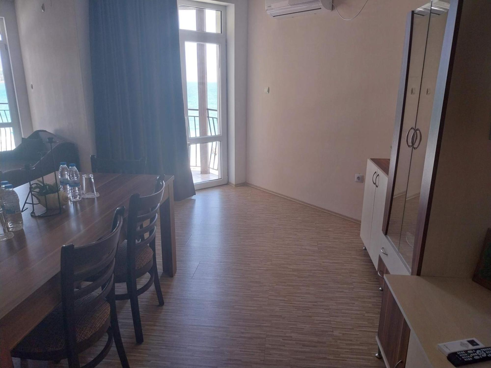 Aura Family Hotel Ravda ภายนอก รูปภาพ
